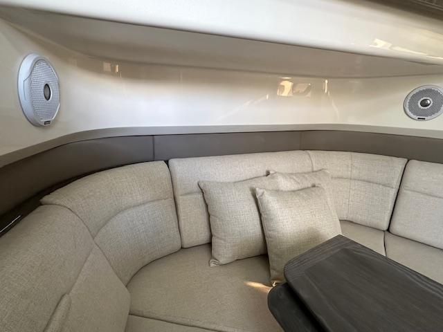 2019 Sea Ray 42 