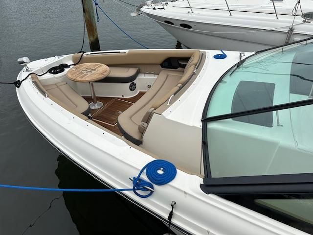 2019 Sea Ray 42 