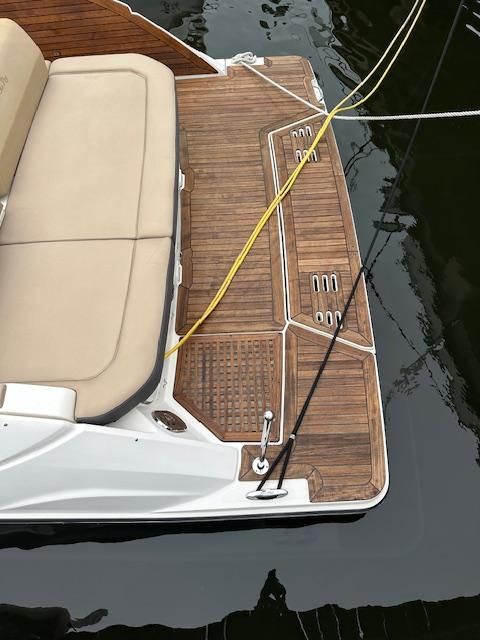2019 Sea Ray 42 