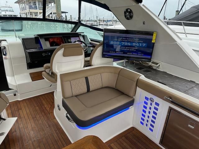 2019 Sea Ray 42 