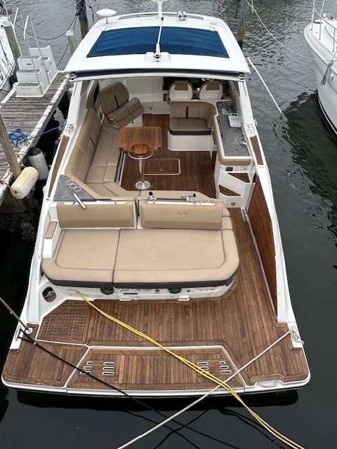 2019 Sea Ray 42 