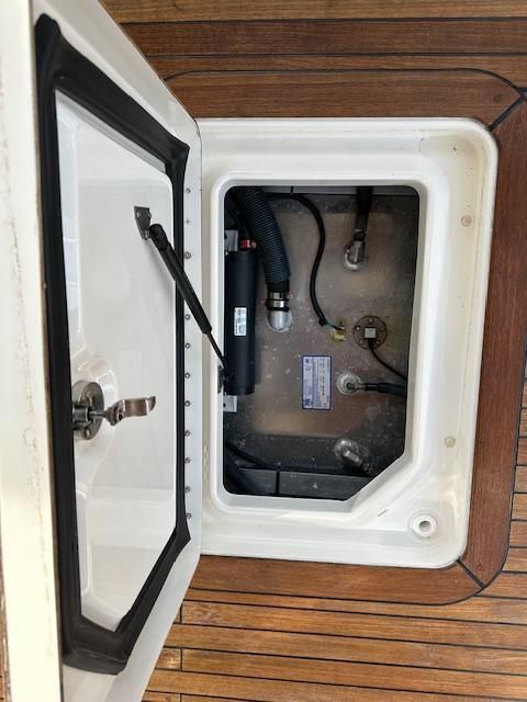 2019 Sea Ray 42 