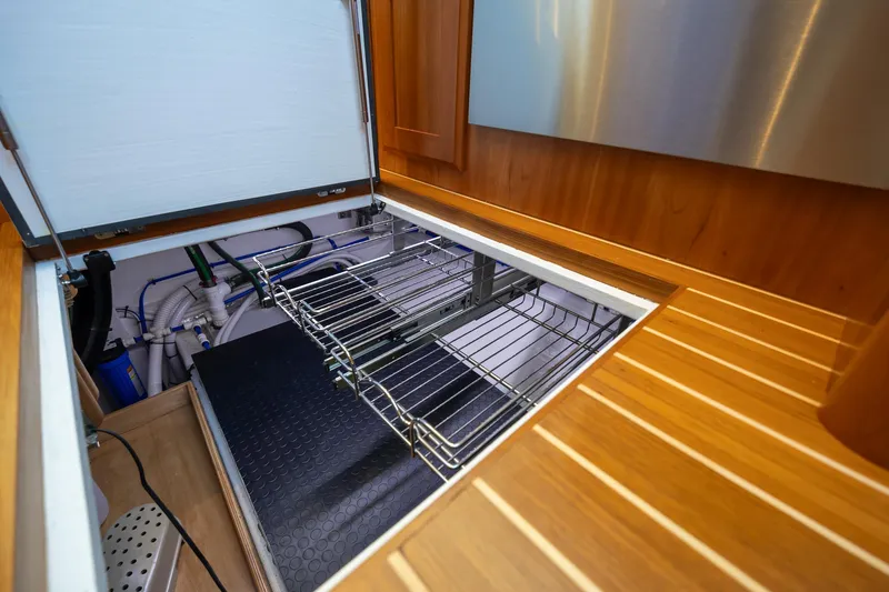  Yacht Photos Pics Storage Space Below Galley Floor