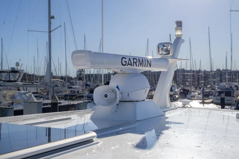  Yacht Photos Pics Garmin 4ft Open Array W/ Motionscope
