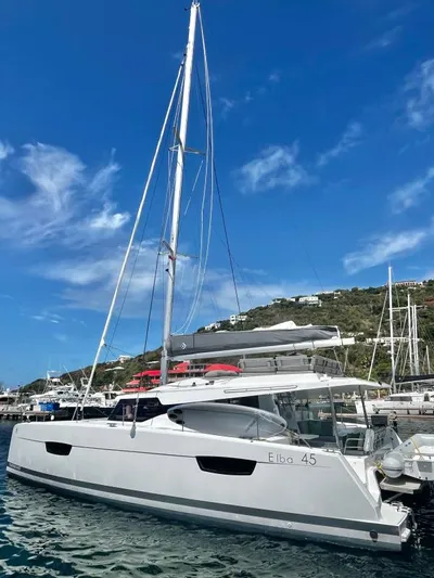 Sea The World Yacht Photos Pics 