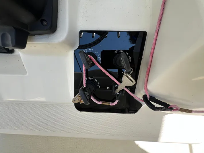  Yacht Photos Pics Control panel with keys for 2012 Hydra-Sports 3400 CC boat.