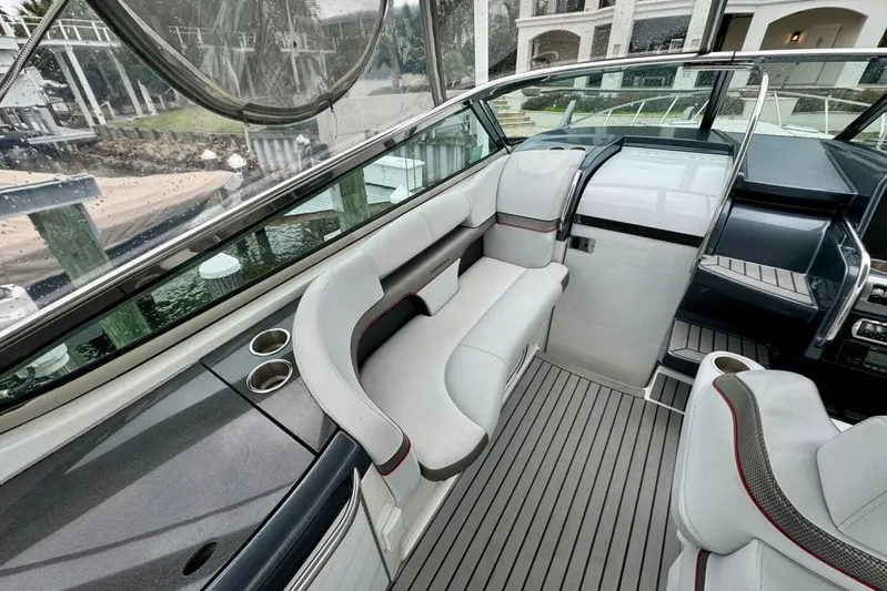 Hoody Yacht Photos Pics 2016 Formula 370 Super Sport- HOODY- Cockpit