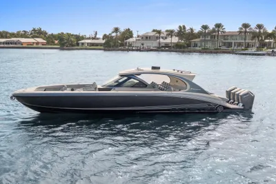 Mystic Powerboats M5200