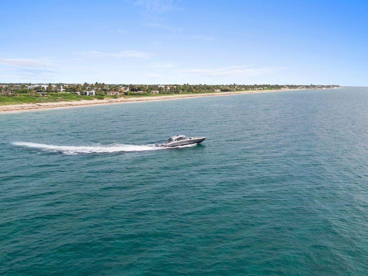 2024 Mystic Powerboats 52 