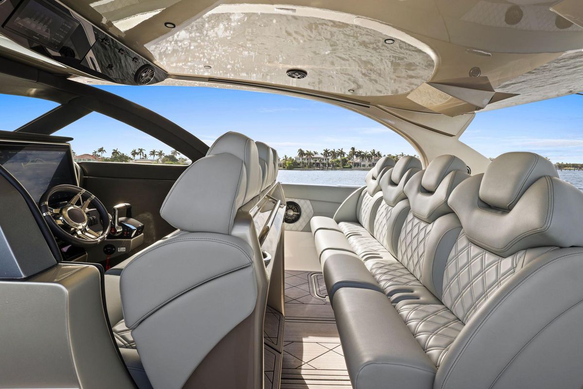 2024 Mystic Powerboats 52 
