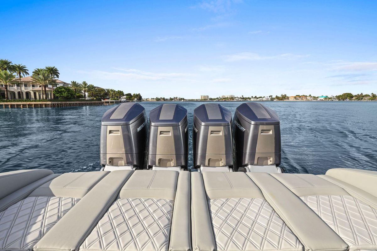 2024 Mystic Powerboats 52 