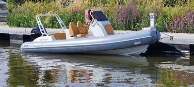 2022 Rebel Riot 580 HYPALON & 115HP