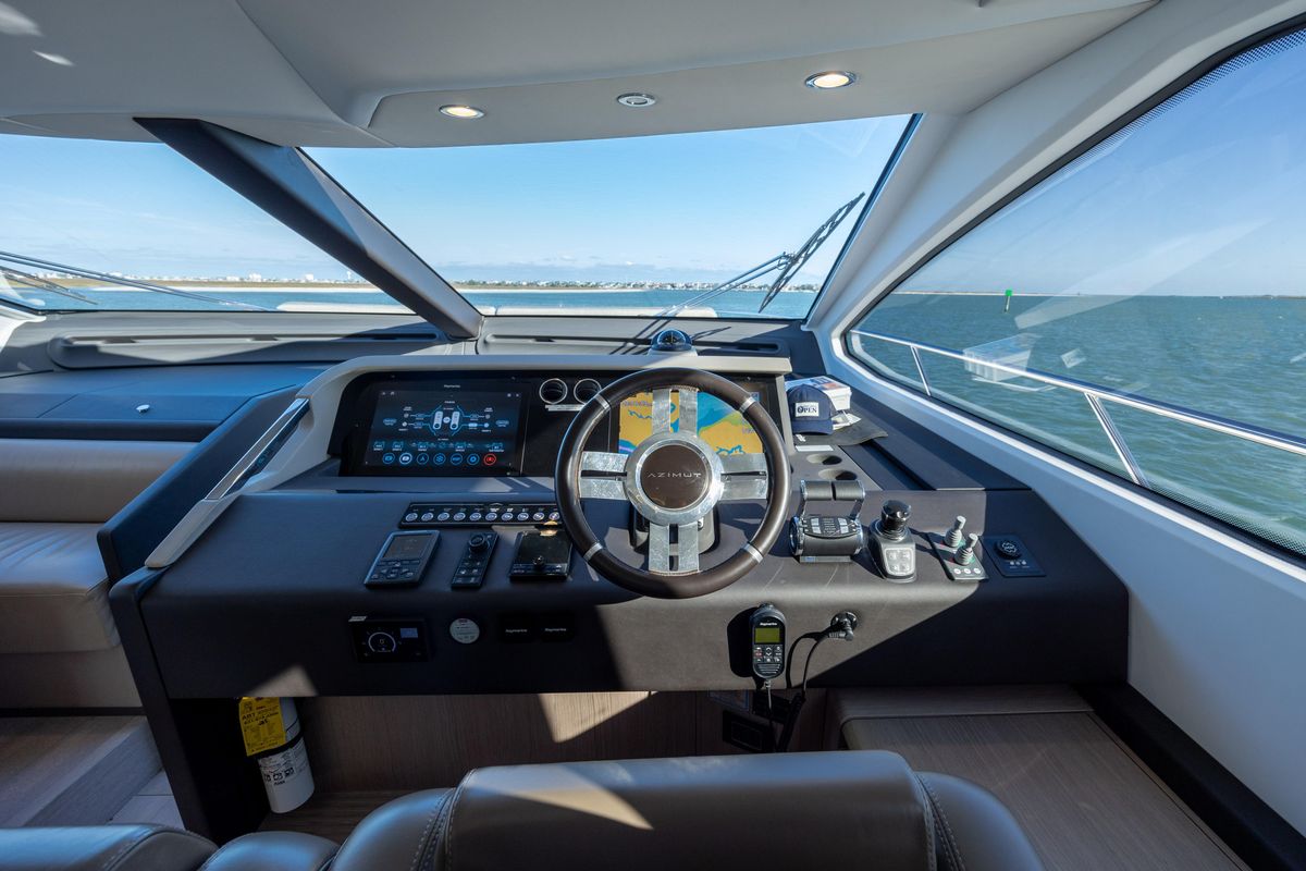 2021 Azimut 72 