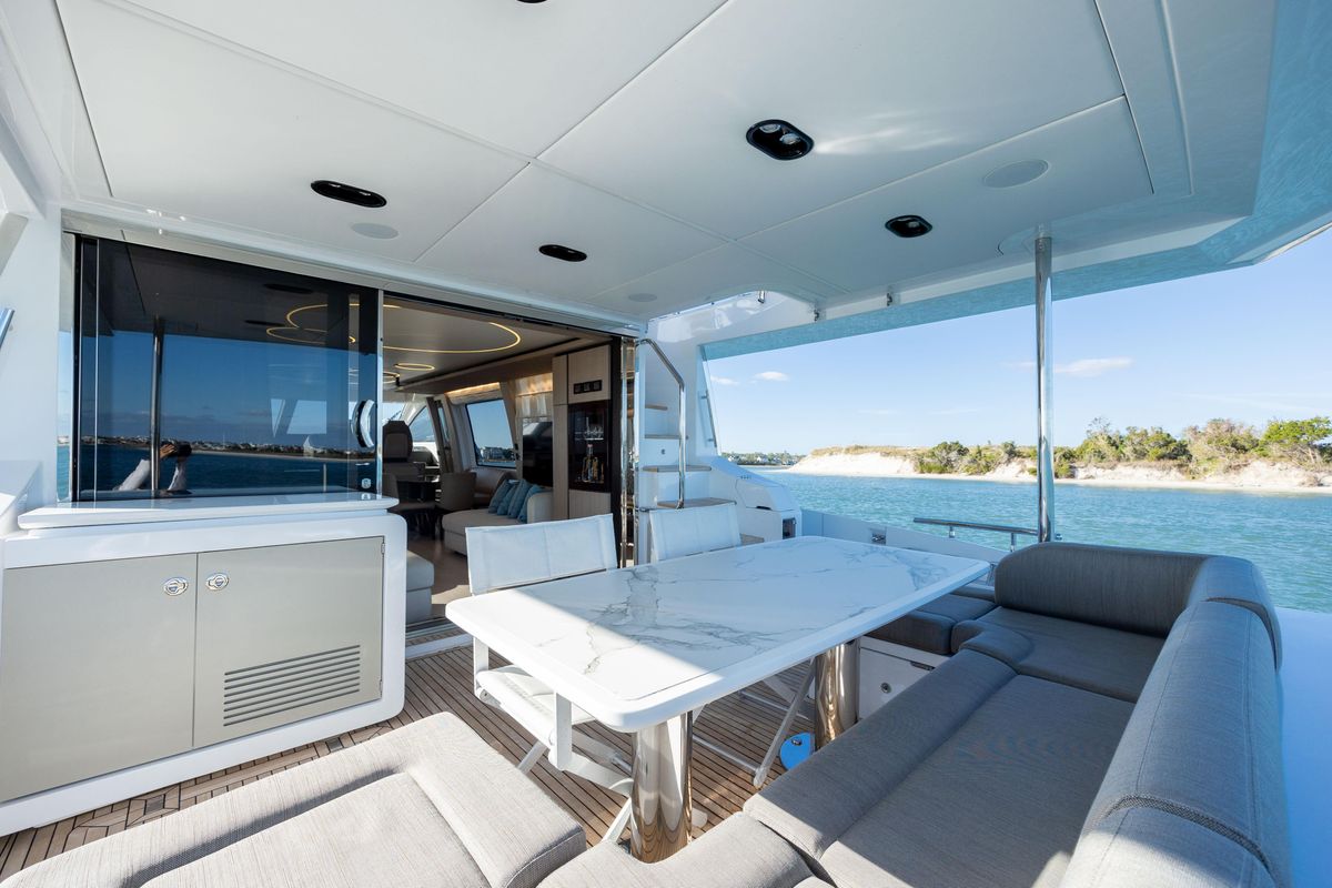 2021 Azimut 72 