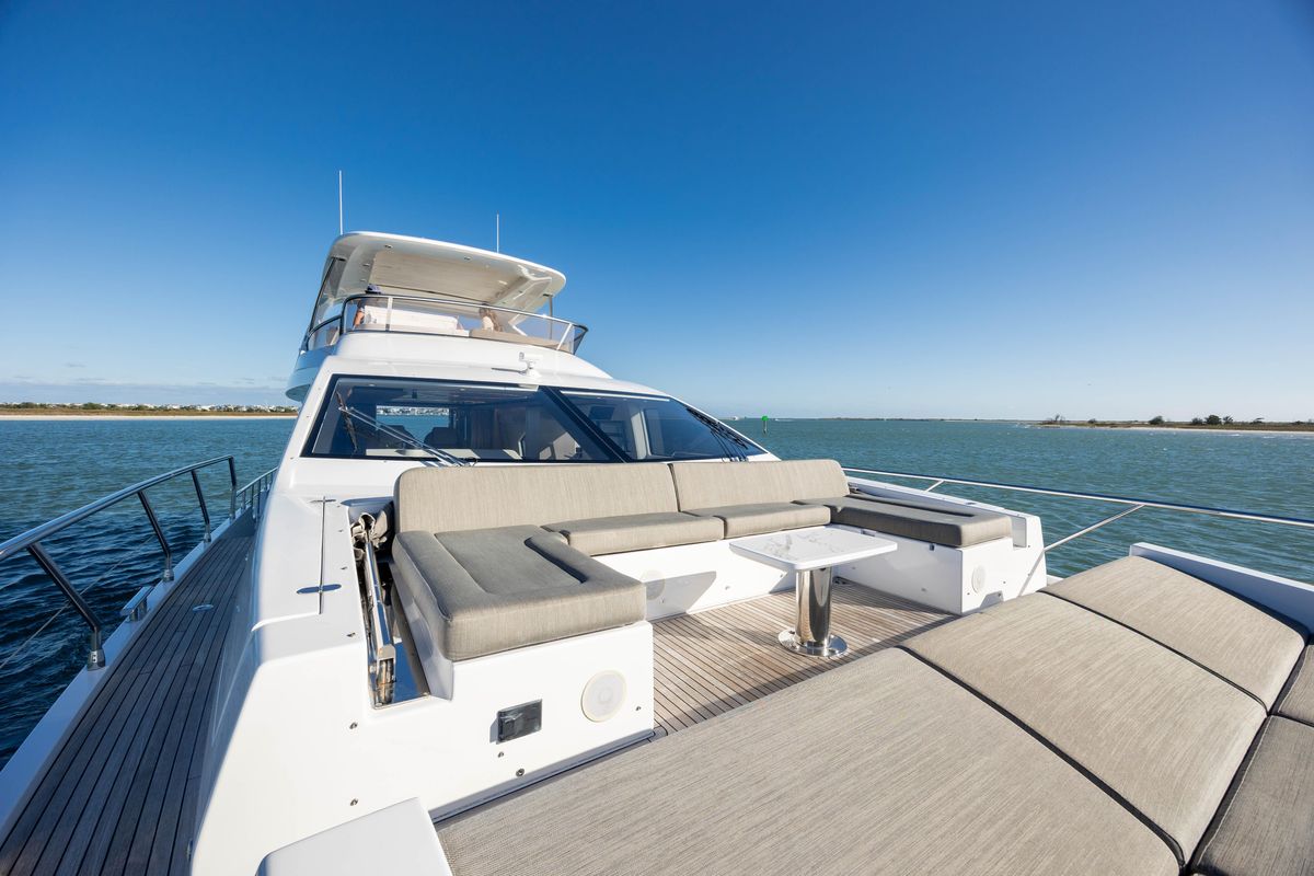 2021 Azimut 72 