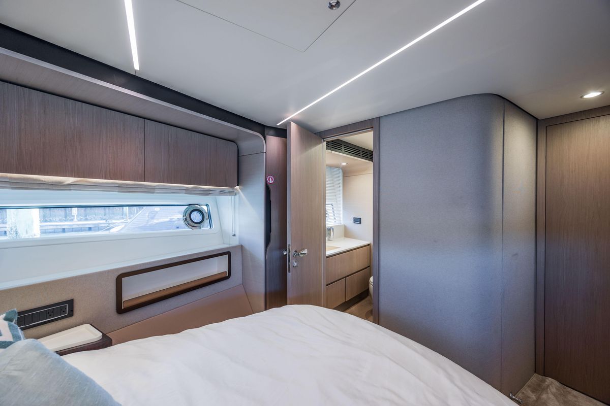 2021 Azimut 72 
