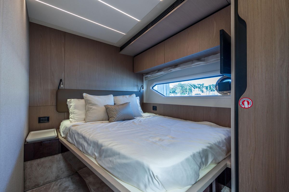 2021 Azimut 72 