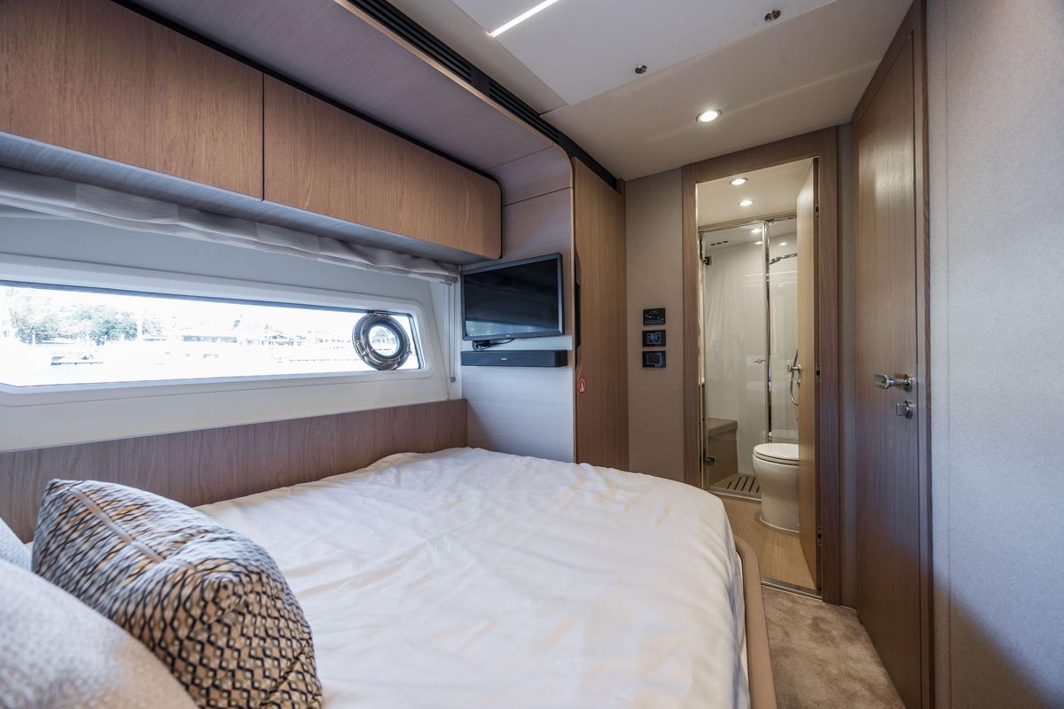2021 Azimut 72 
