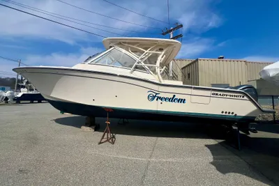 Grady-White Freedom 325