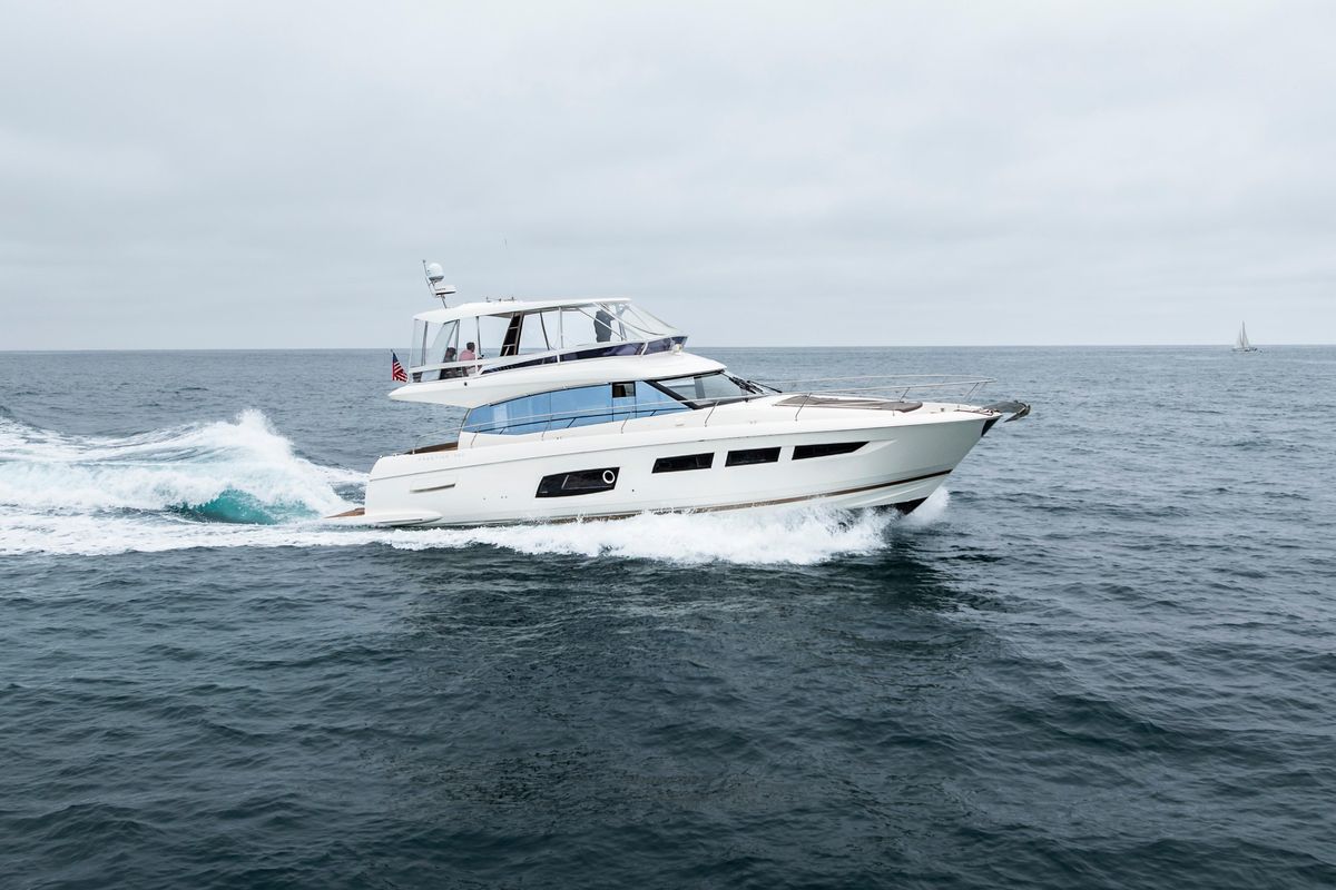 2018 Prestige 56 