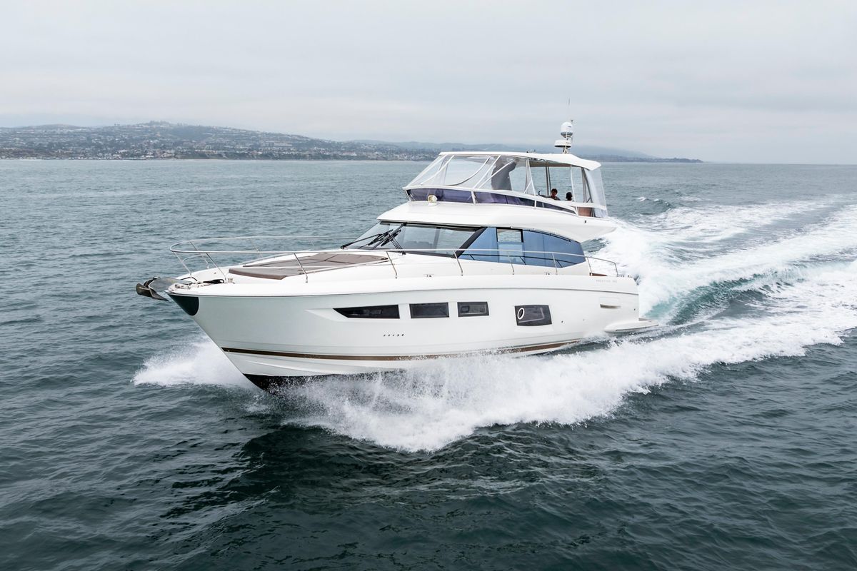 2018 Prestige 56 