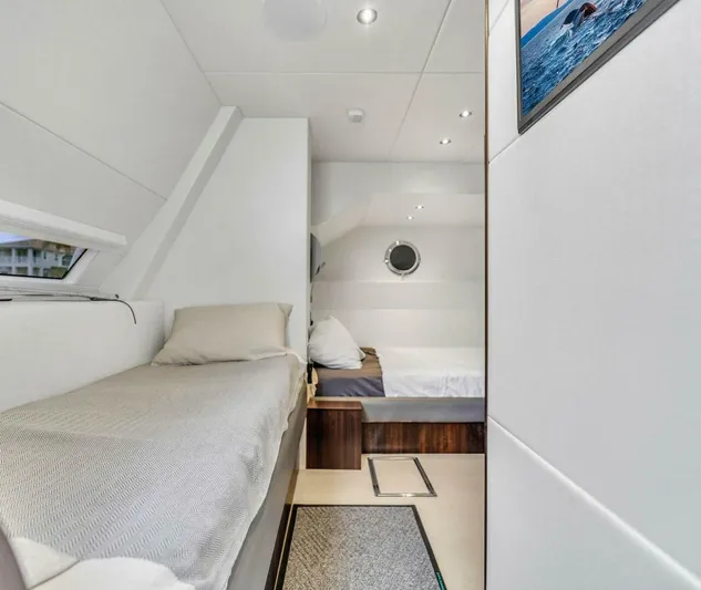 You And Islands Yacht Photos Pics 2023 Sunseeker 76 Yacht - Image 70