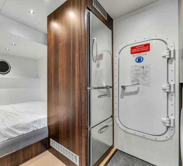 You And Islands Yacht Photos Pics 2023 Sunseeker 76 Yacht - Image 72