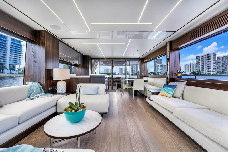 You And Islands Yacht Photos Pics 2023 Sunseeker 76 Yacht - Image 30