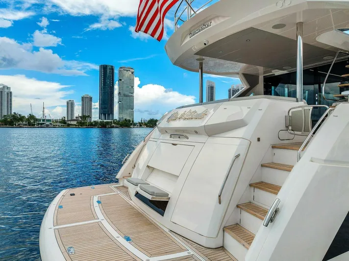 You And Islands Yacht Photos Pics 2023 Sunseeker 76 Yacht - Image 16