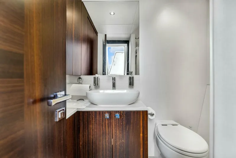 You And Islands Yacht Photos Pics 2023 Sunseeker 76 Yacht - Image 71