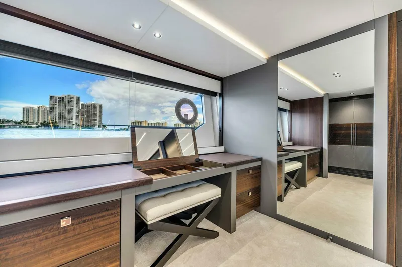 You And Islands Yacht Photos Pics 2023 Sunseeker 76 Yacht - Image 47