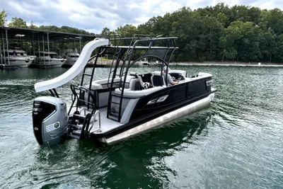 Godfrey AquaPatio 255 SDC Slide