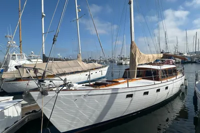 Calkins 50 Pilot House