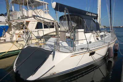 Hylas 46