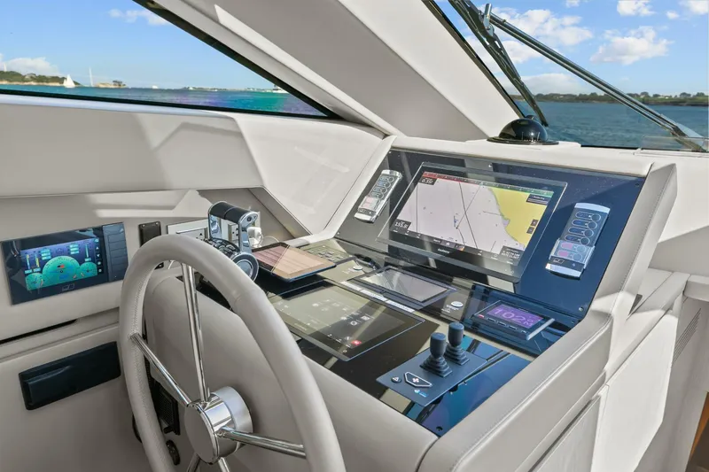 Miss Liza Yacht Photos Pics 2022 Sanlorenzo Sl86 - Image 58