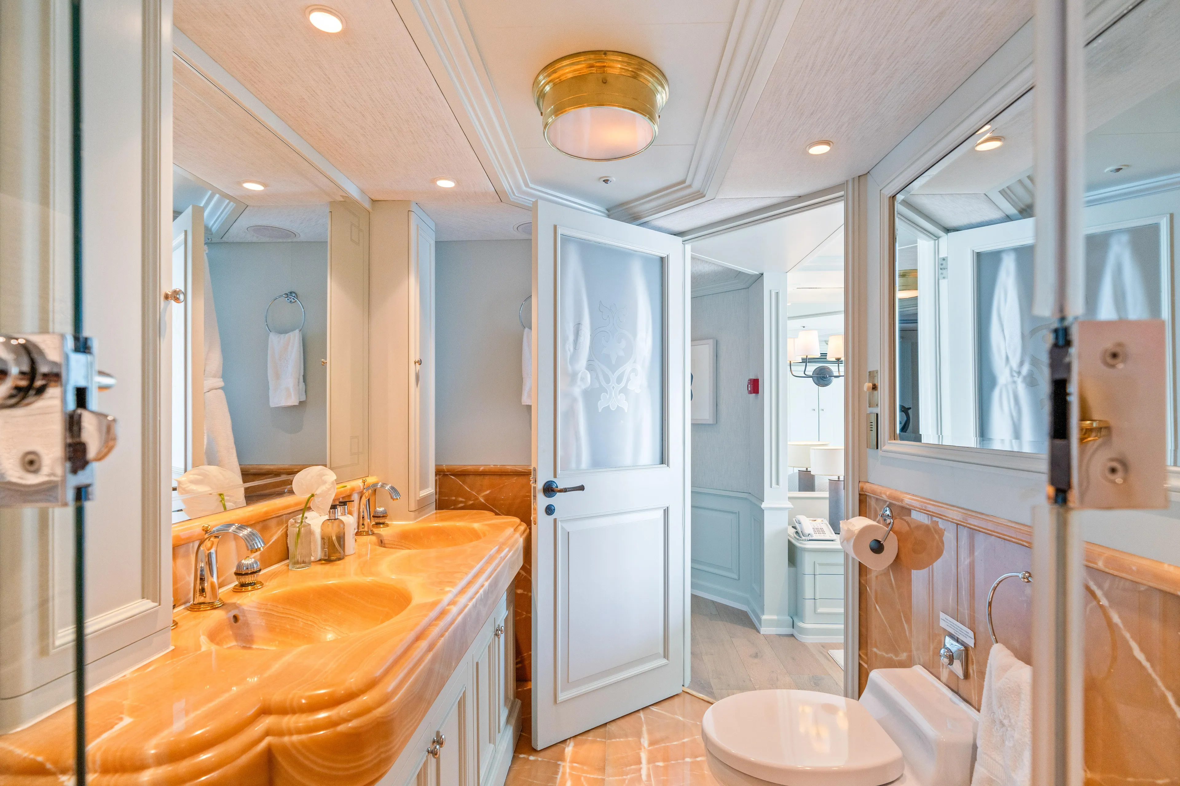 Mosaique Yacht Photos Pics 