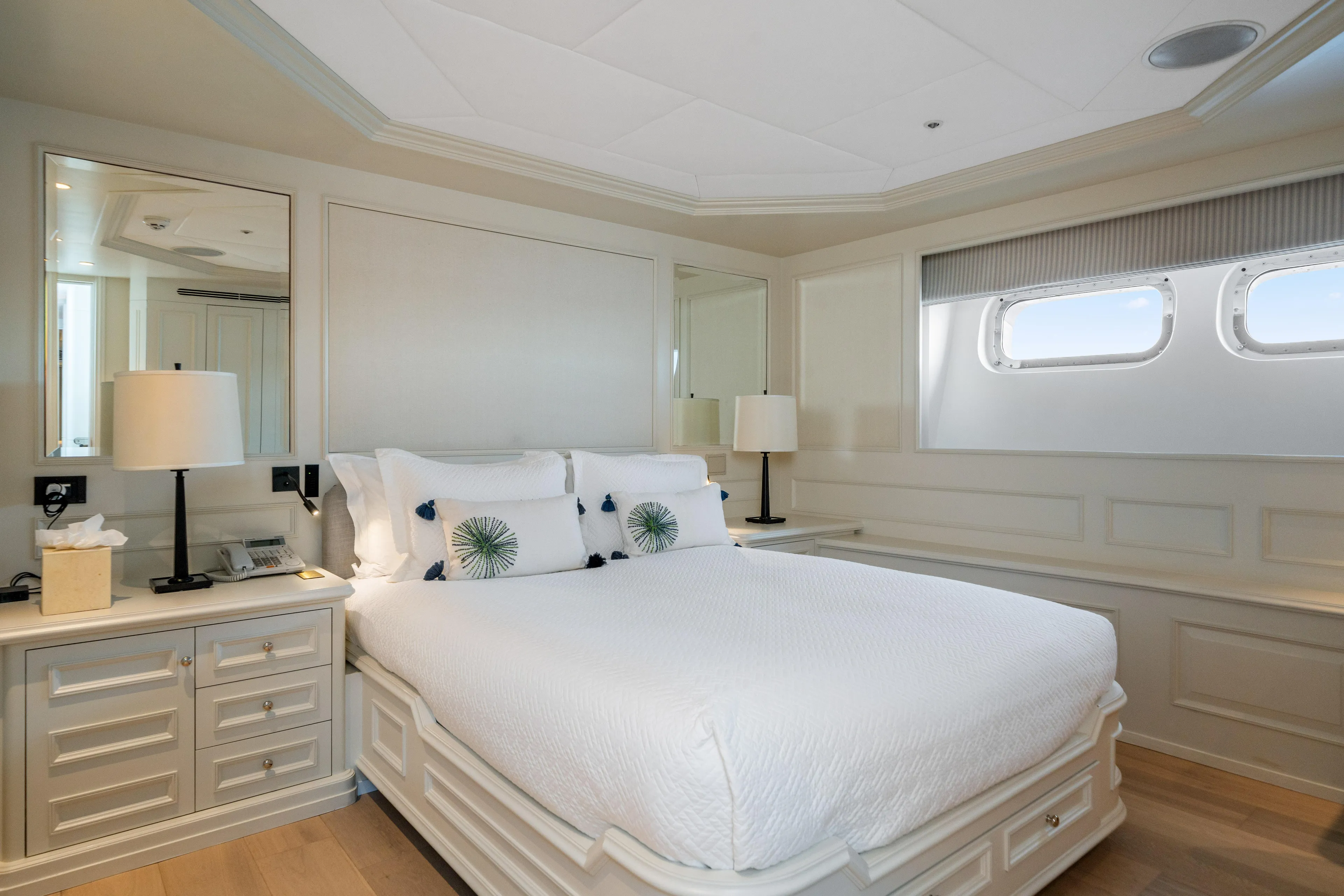 Mosaique Yacht Photos Pics 