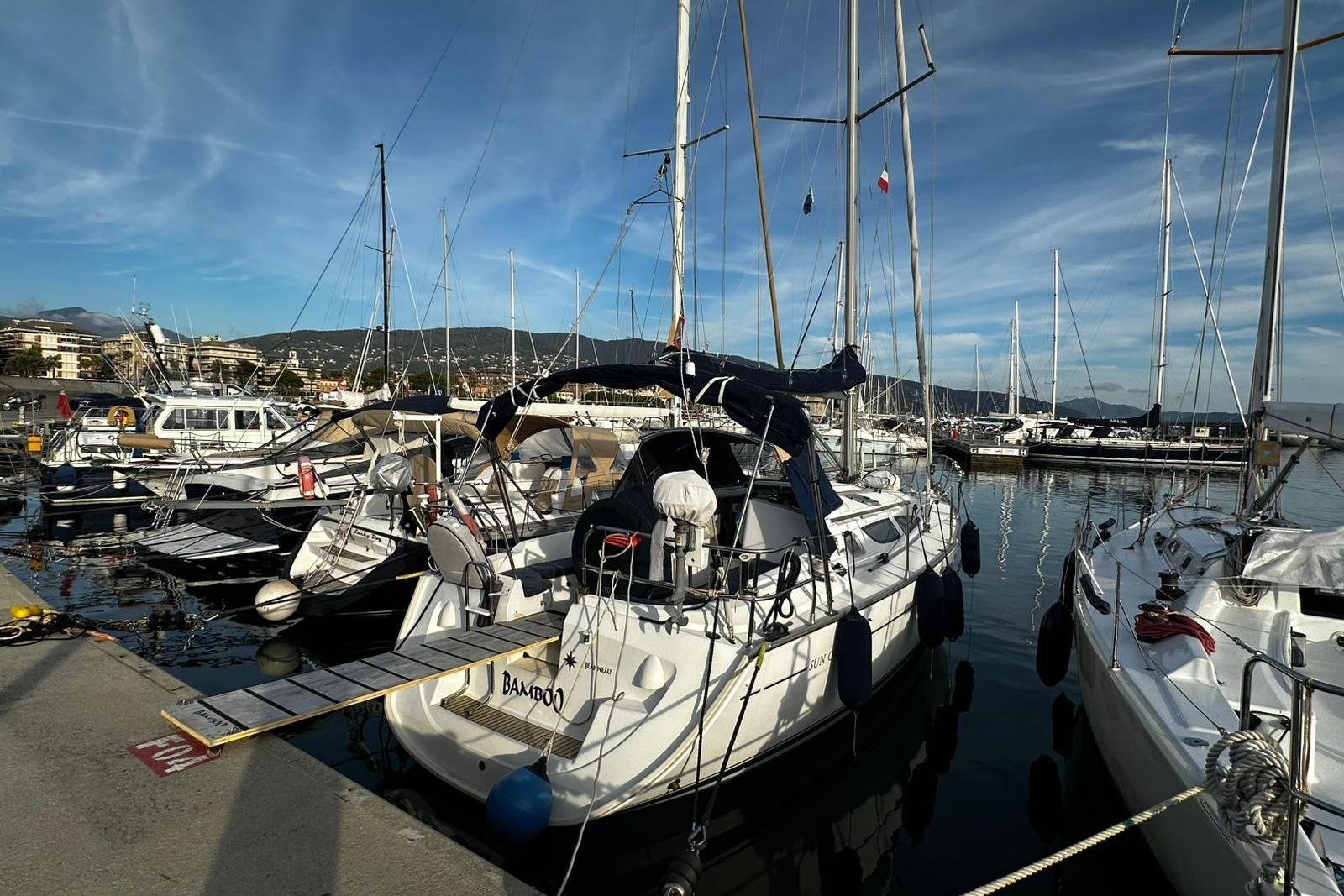 2004 Jeanneau Sun Odyssey 35