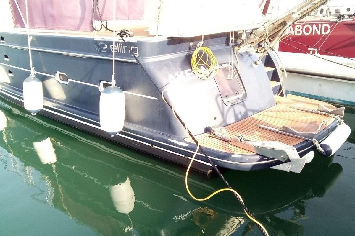 2010 Elling 49 