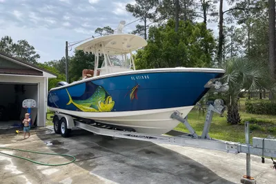 Cobia 261 Center Console