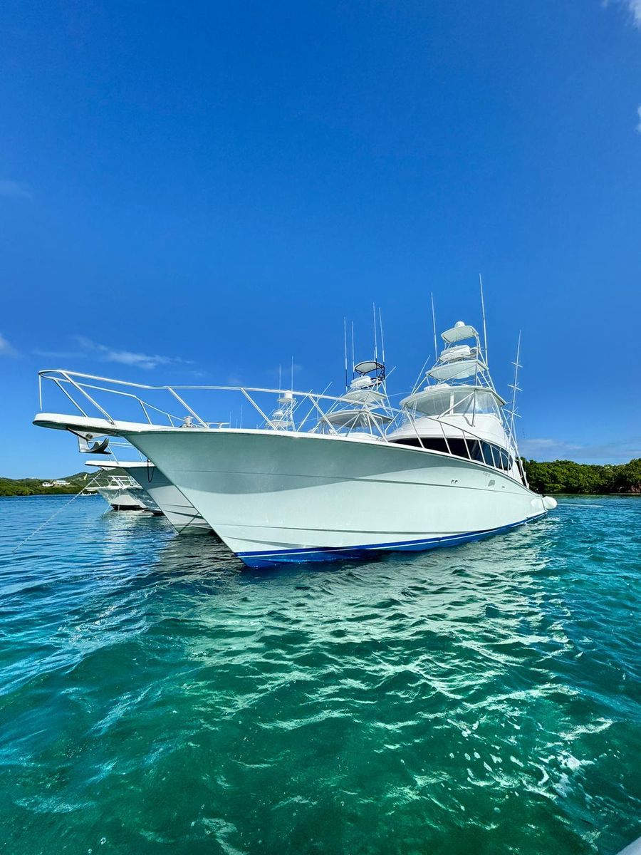 2009 Hatteras 59 
