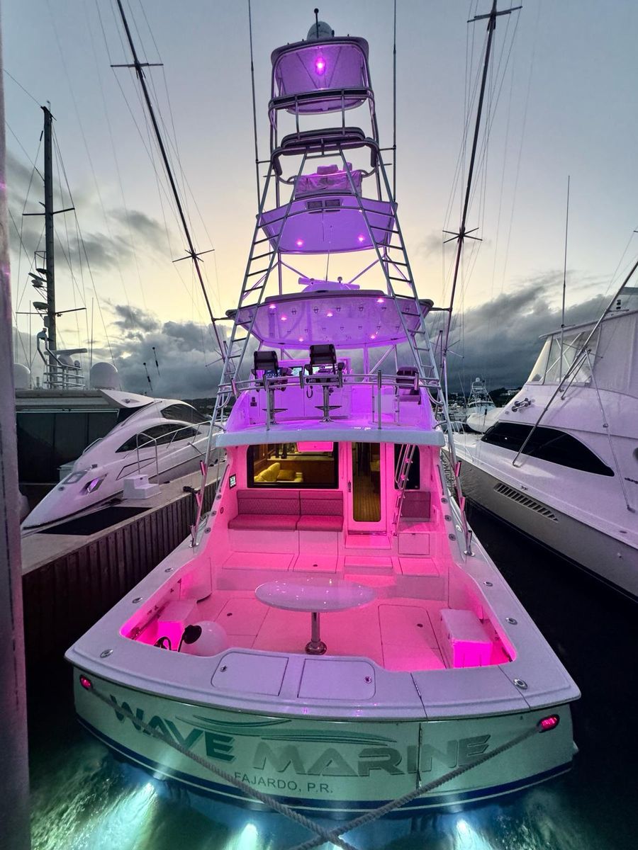 2009 Hatteras 59 