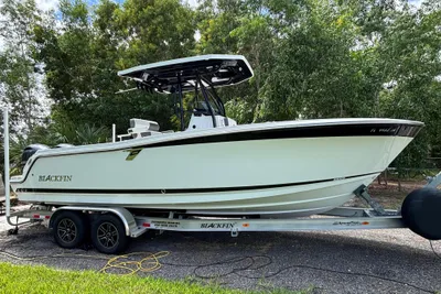 Blackfin 252 CC