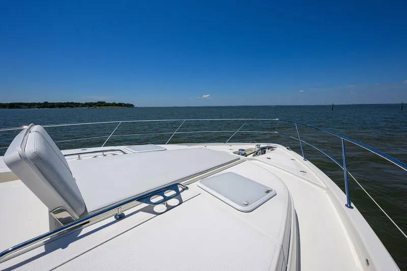 Command At Sea Yacht Photos Pics 2022 Riviera 505 Suv - Image 16