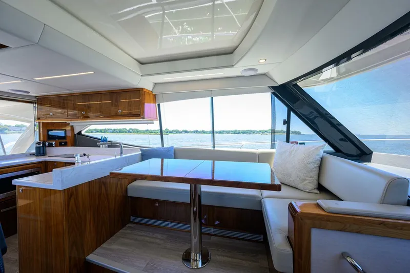 Command At Sea Yacht Photos Pics 2022 Riviera 505 Suv - Image 47