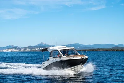 2025 Quicksilver Activ 705 Weekend