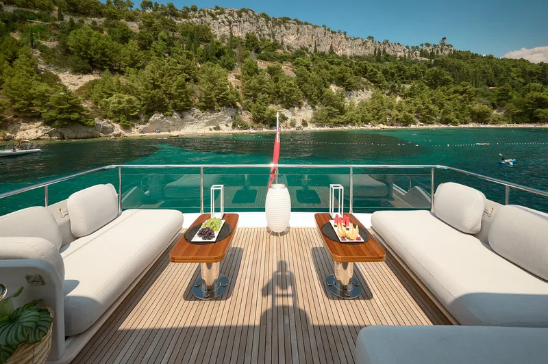 Atlantis Yacht Photos Pics 