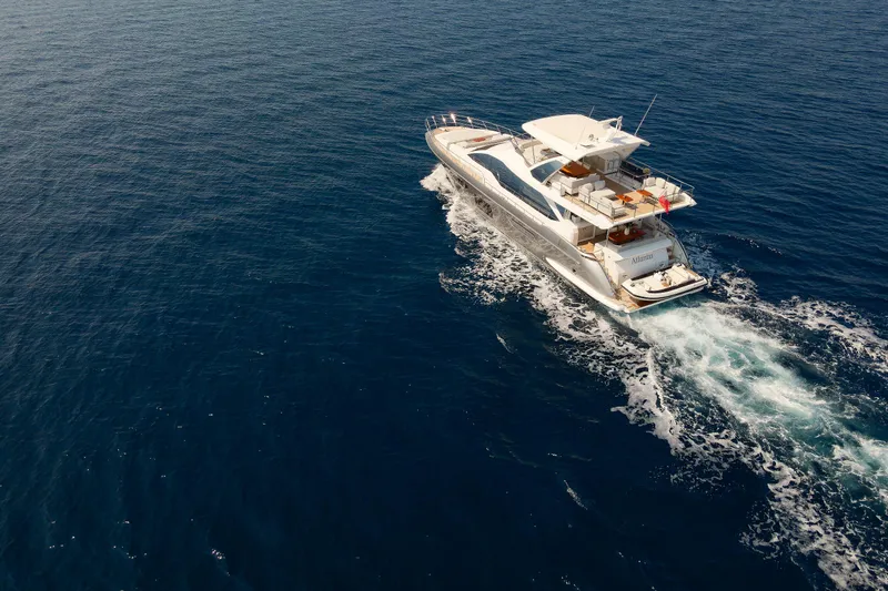 Atlantis Yacht Photos Pics 