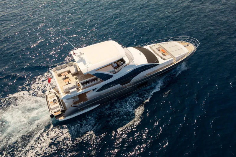 Atlantis Yacht Photos Pics 