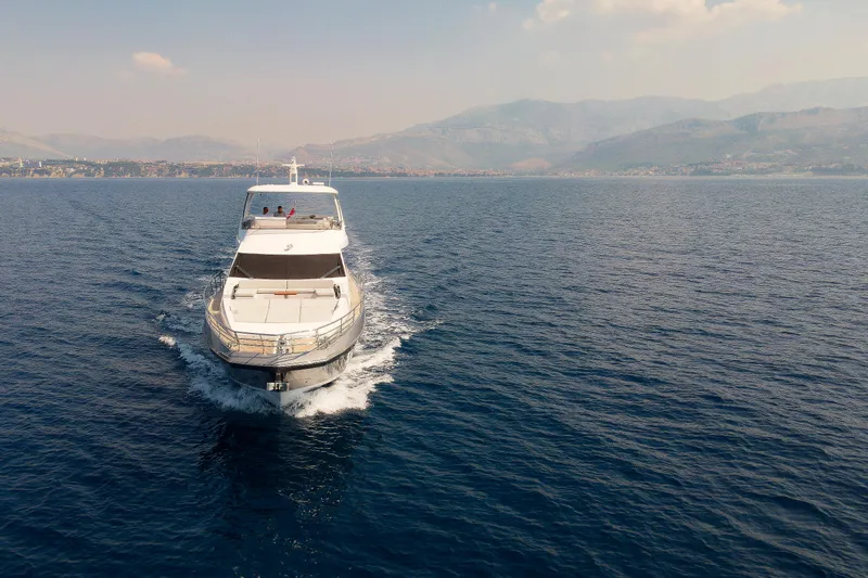 Atlantis Yacht Photos Pics 